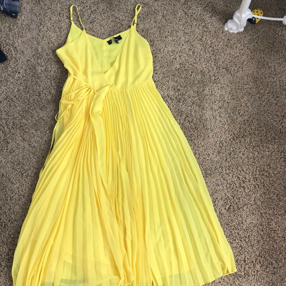 Yellow Rare Lulus Wrap Dress - Picture 1 of 3
